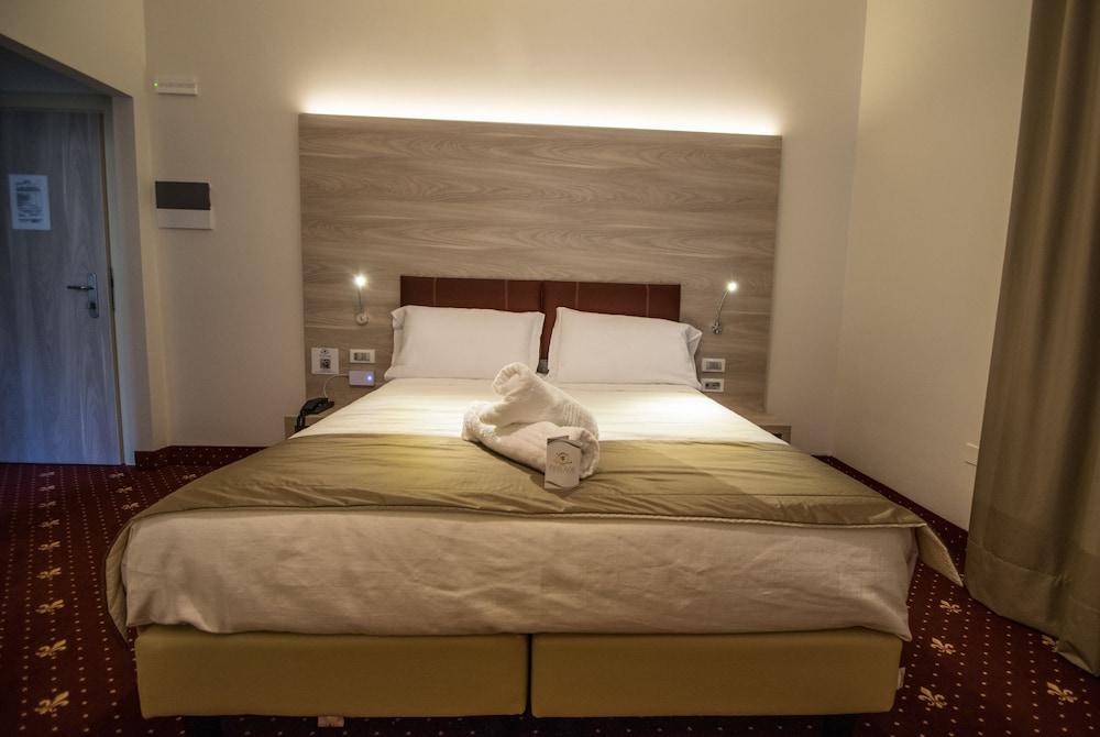 Hotel Perlage Florence スカンディッチ エクステリア 写真