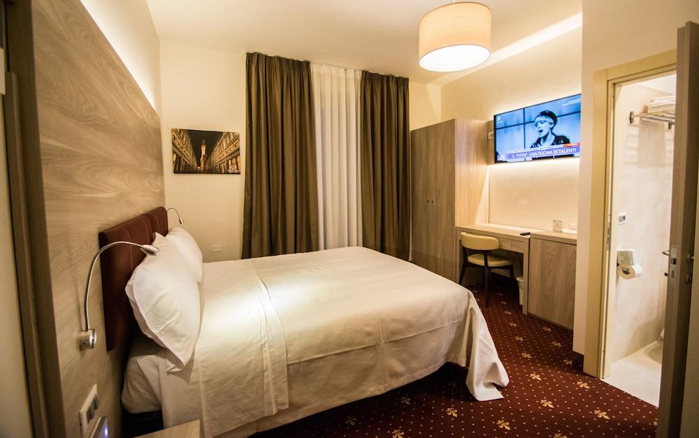 Hotel Perlage Florence スカンディッチ エクステリア 写真